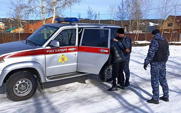 Житель Бурятии избил сожительницу и сам вызвал полицейских
