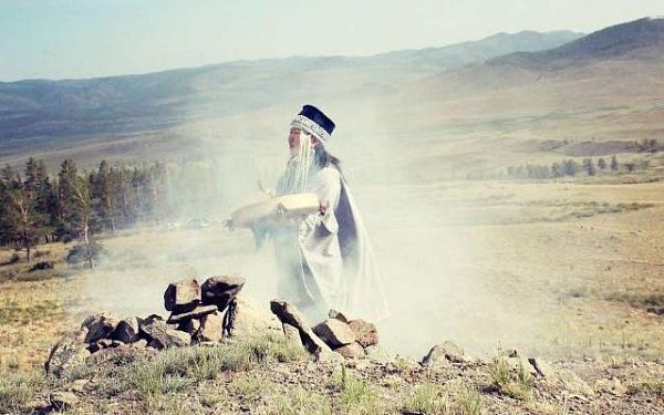 Известная шаманка проведет женский обряд в Бурятии