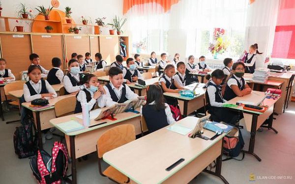Первоклассникам Улан-Удэ продлят учебный год