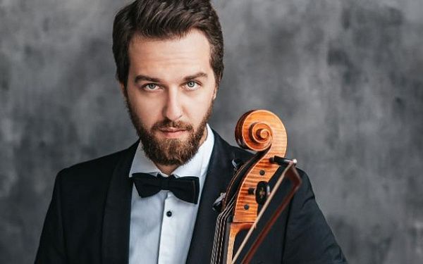 В Бурятию приедет известный виолончелист Александр Рамм