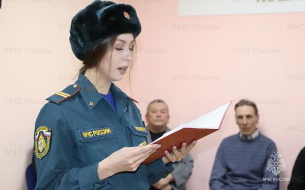 В Бурятии сотрудники МЧС России приняли присягу