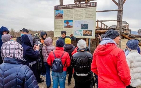 Туристский информационный центр «Байкал» проводит месяц бесплатных экскурсий на бурятском языке
