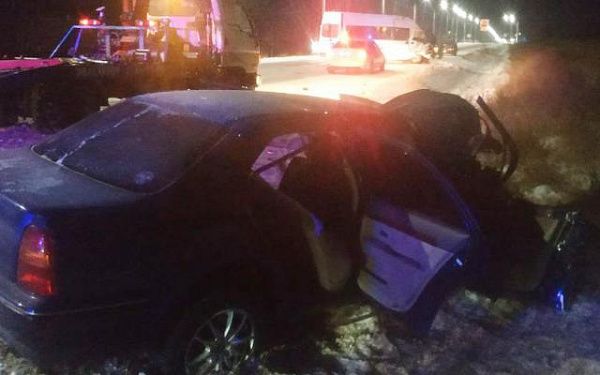 В Бурятии водитель иномарки вылетел на встречку и столкнулся с "Газелью"