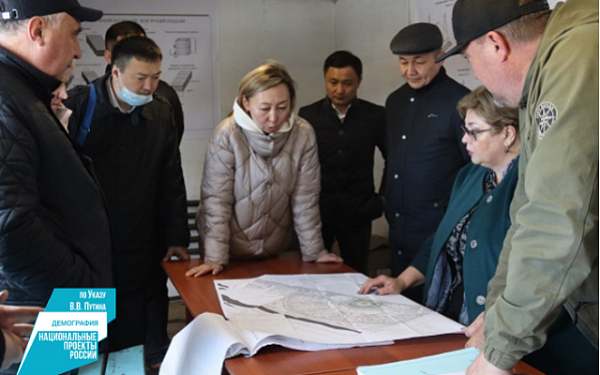 В Улан-Удэ проинспектировали строительство пансионата для престарелых граждан и инвалидов