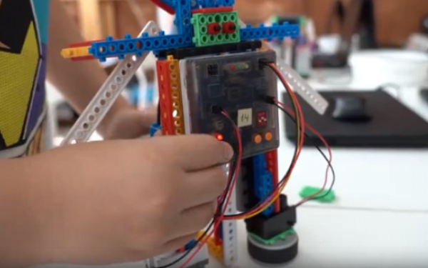 Предприниматель в Бурятии создал школу робототехники