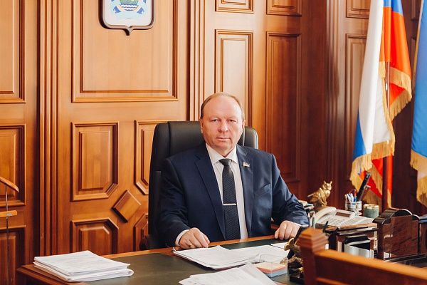 Спикер бурятского парламента поздравляет с Днем бурятского языка