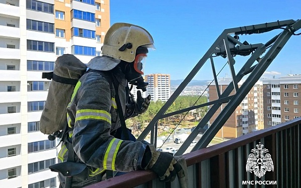 В Бурятии за сутки пожарные подразделения ликвидировали 12 возгораний
