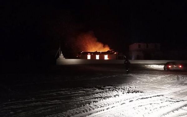 В Хоринском районе сгорел дуган вечером 3 февраля вблизи улуса Алан произошел пожар на территории дацана