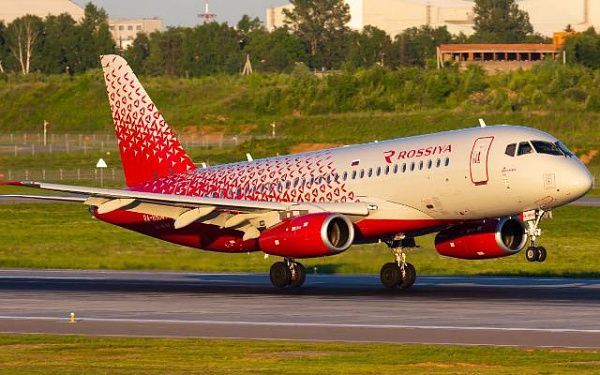 Аэропорт "Байкал" встретит первый совместный рейс авиакомпаний "Аврора" и "Россия"