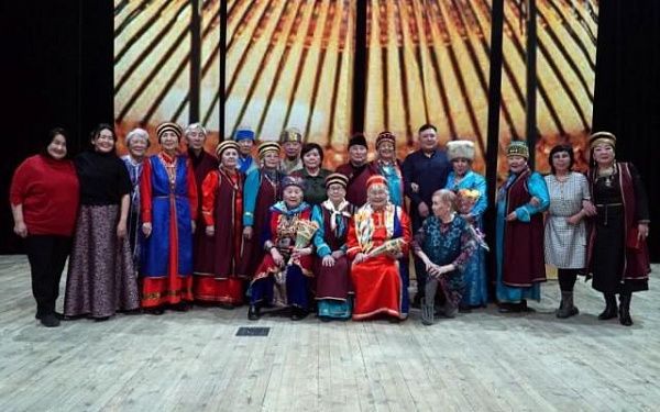 В Улан-Удэ прошел концерт этнического ансамбля «Наран-Гоохон»