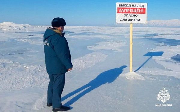 На Байкале закрыли ещё пять ледовых переправ