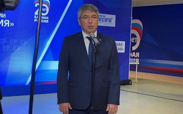 Алексей Цыденов переизбран в Высший совет партии «Единая Россия»