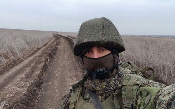 Старший сержант Дмитрий Ващилов из Бурятии за организацию связи в зоне СВО, награждён медалью «Суворова»