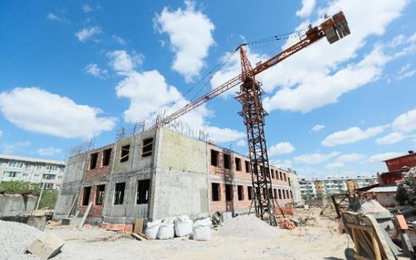 В Улан-Удэ возвели первый этаж нового корпуса школы №49