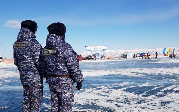 Росгвардия Бурятии обеспечивает безопасность на «Байкальской миле»