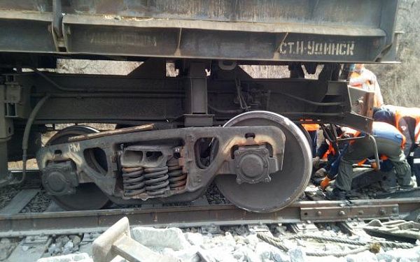 В Кяхтинском районе сошли с рельсов вагоны грузового поезда