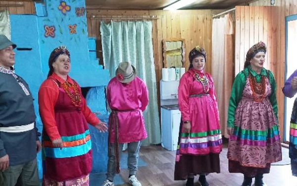 В Бурятии дети-сироты посетили старообрядческое село