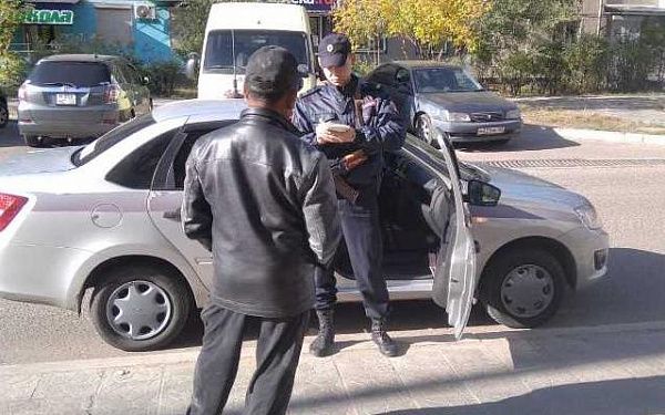 В Улан-Удэ постоялец хостела похитил кроссовки