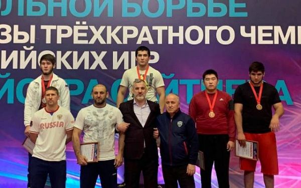 Борцы Бурятии завоевали медали международного турнира