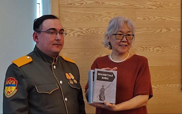 В Национальной библиотеке Бурятии презентовали сборник "Неизвестная война" 