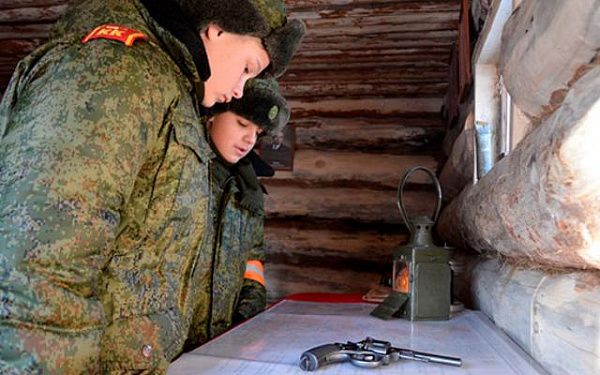 В Улан-Удэ кадетам показали экспонаты времен Великой Отечественной войны