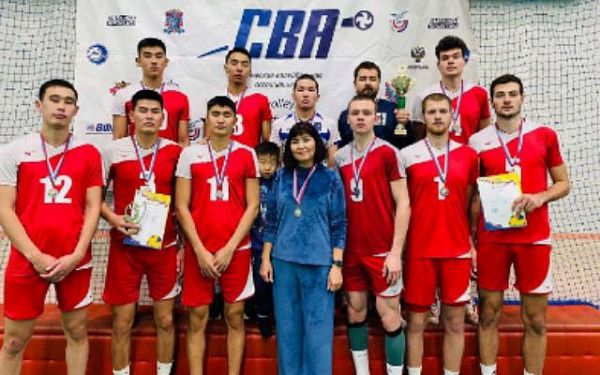 Бурятские студенты-волейболисты завоевали серебро Кубка ДФО