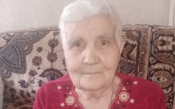 В Бурятии поздравили долгожительницу с 90-летием