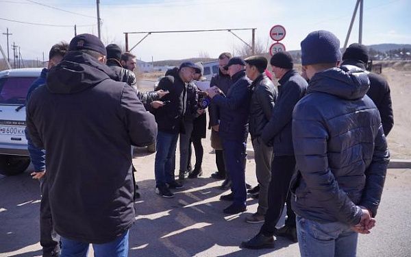 Депутаты горсовета проверили участки дорог в Улан-Удэ