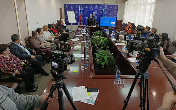 В Бурятии ищут новые пути повышения рождаемости и поддержки семей: итоги стратегической сессии «Демография»