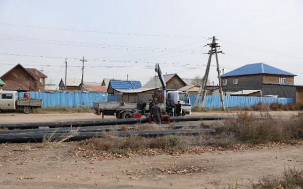 В Улан-Удэ на Левобережье прокладывают сети водоснабжения
