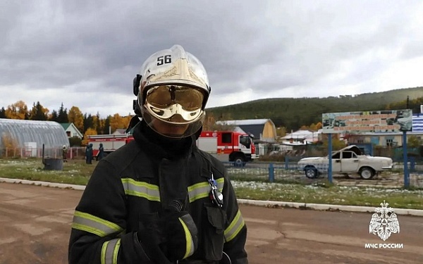 В Бурятии за сутки пожарные реагировали на 2 возгорания