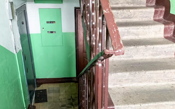 Девушка в Улан-Удэ насмерть спустила мужика с лестницы