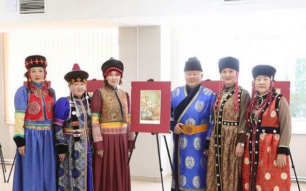 В Бурятии объявили конкурс среди поэтов - переводчиков «Буряад уянга - ородоор»