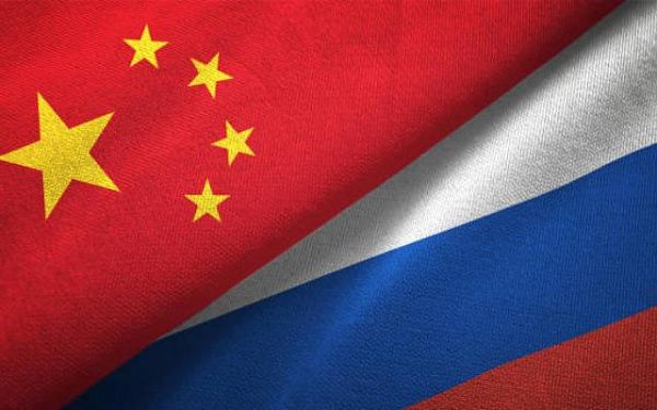 Россияне могут заезжать группами в Китай по безвизу 