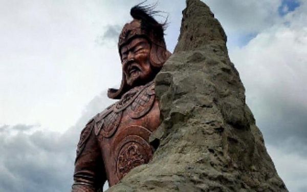 В Бурятии установили памятник предводителю табангутов
