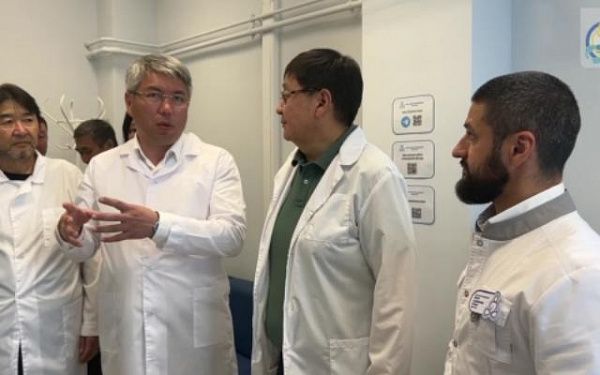 Вице-премьер Монголии посетил Центр ядерной медицины в Бурятии 