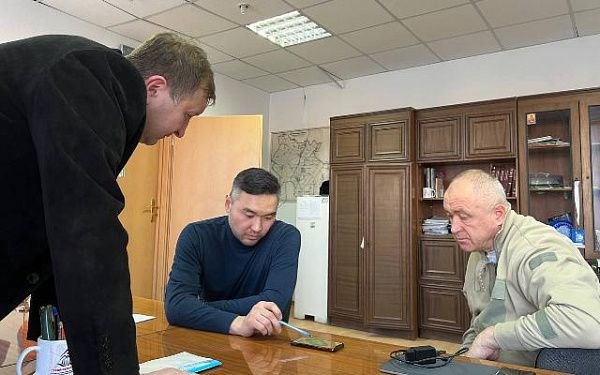 Комиссия во главе с зампредом Правительства Бурятии работает в Старобешево 