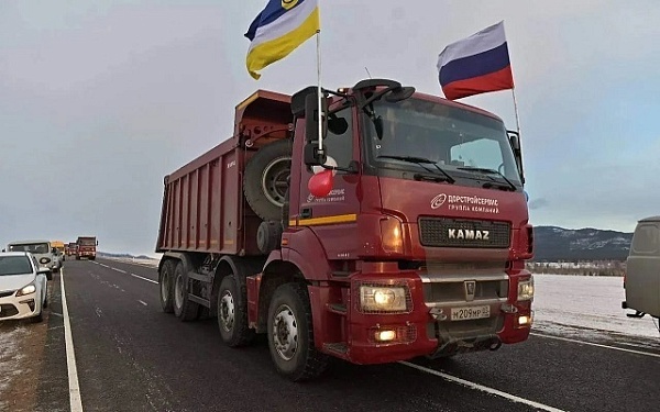 Глава Бурятии поздравил с Днём работника дорожного хозяйства