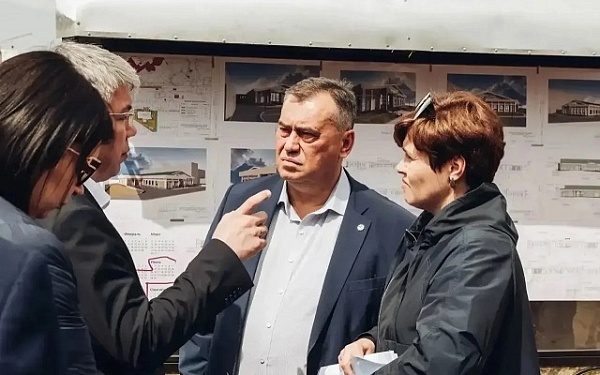 Глава Бурятии проверил ход строительства объектов здравоохранения