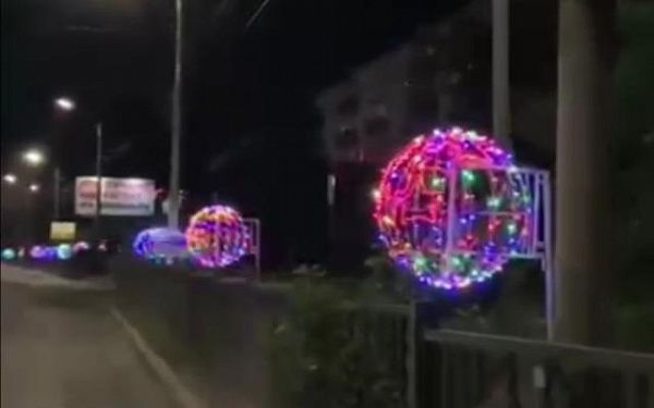 Световые шары засияли на улице Улан-Удэ 