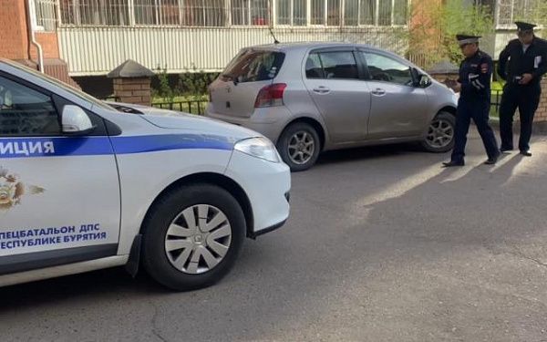 В Улан-Удэ автоледи сбила ребёнка на самокате