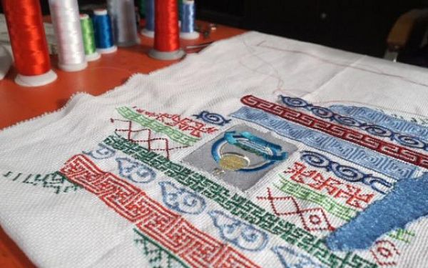 Вышитая карта Бурятии отправилась в Чувашию