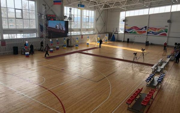 Универсальный спортивный комплекс открыли в Кабанске