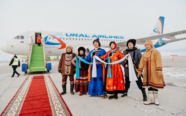 В Бурятию прибыли первые чартерные рейсы на зимний Байкал