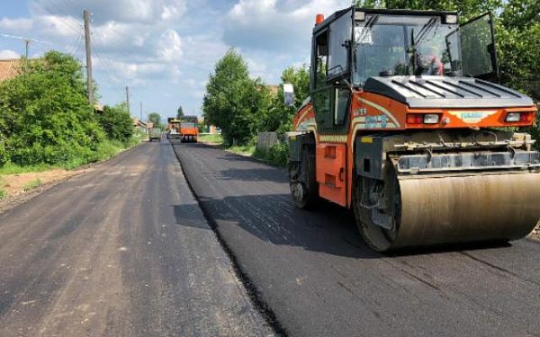 В Бурятии до конца года отремонтируют более 50 км дорог в небольших населенных пунктах