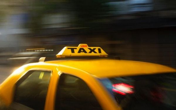В России ограничили круг таксистов 