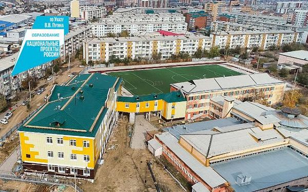 В Улан-Удэ реконструкция школы № 49 готова на 95%