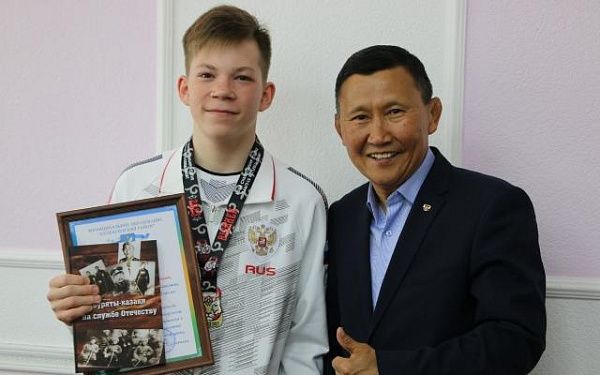 Юный спортсмен из Бурятии удостоен Почетной грамоты своего муниципалитета
