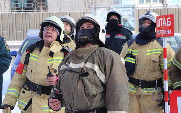 4 человека спасены на условном пожаре в Улан-Удэ