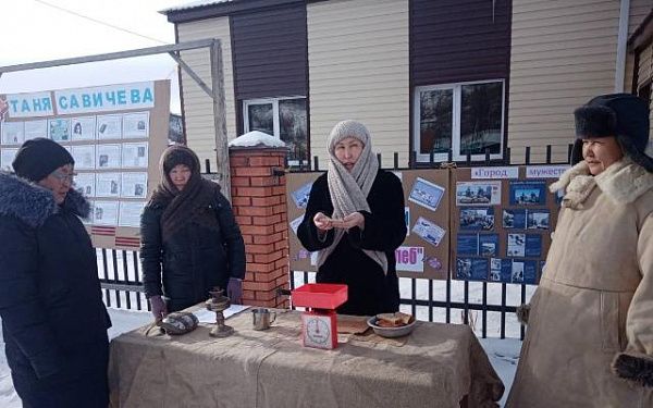 В горном районе Бурятии прошла Всероссийская акция памяти "Блокадный хлеб"